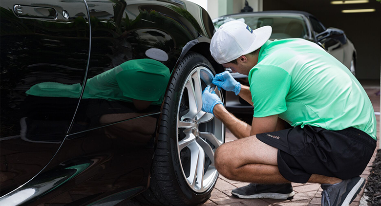 Auto-detailers-in-tampa-bay